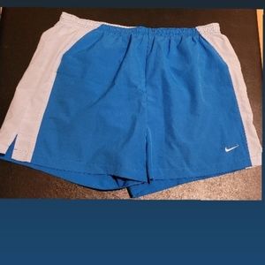 NIKE SHORT